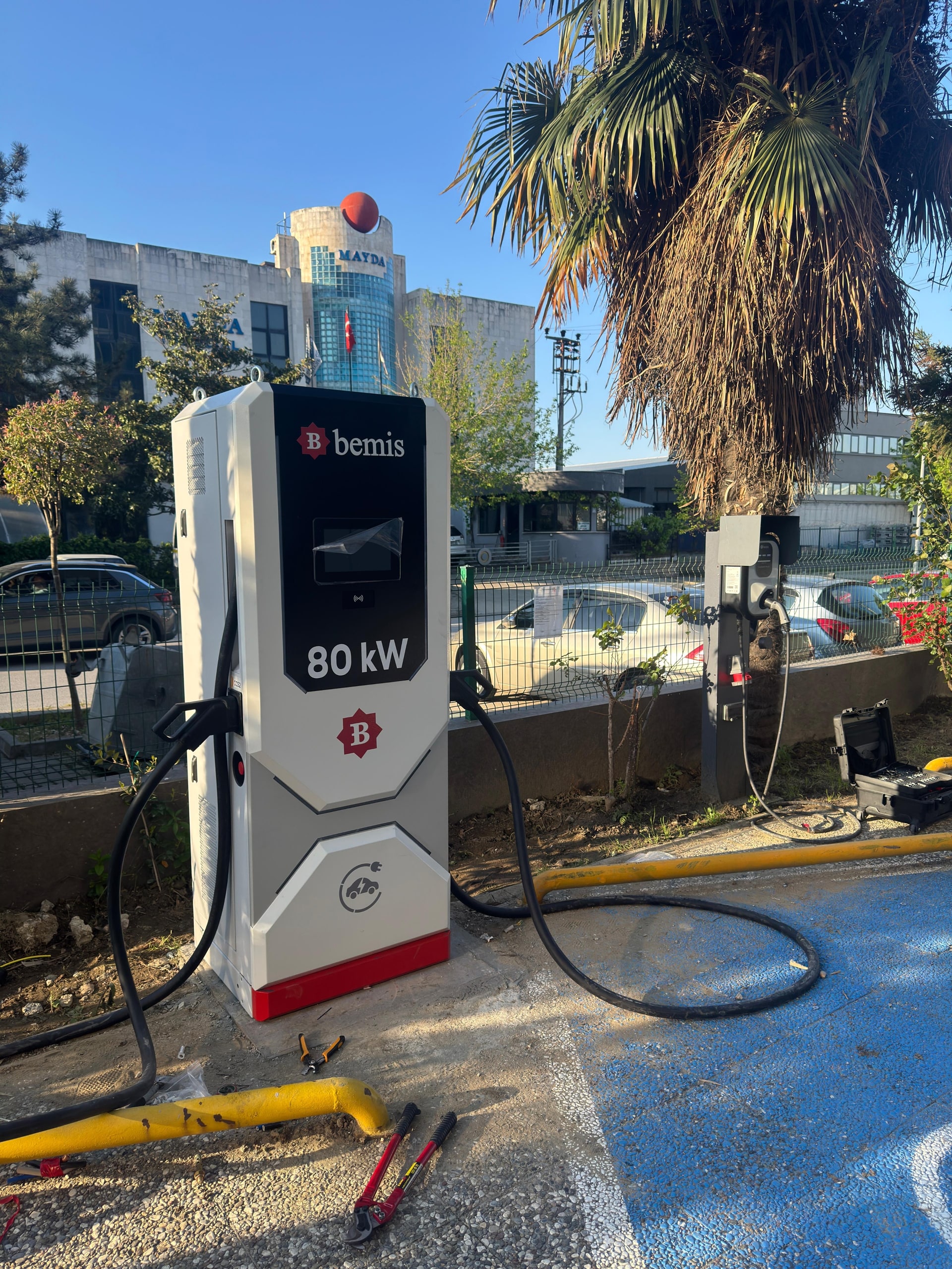 Bemis E-V Charge elektrikli araç şarj istasyonu referans projesi